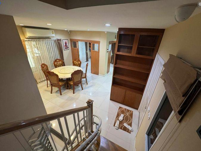 รูป ให้เช่าบ้านเดี่ยว 2 ชั้น Passorn Prestige Pattanakarn เฟอร์นิเจอร์ Built-in ทั้งหลัง พร้อมโซลาร์เซลล์และลิฟต์บันได ใกล้เอกมัย ทองหล่อ พระราม 9 - รูปที่ 11/48