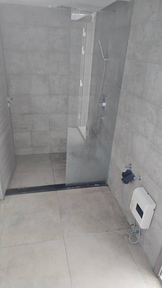 รูป Beachfront Condo for Sale Waters Edge Condominium Na Jomtien - รูปที่ 5/8