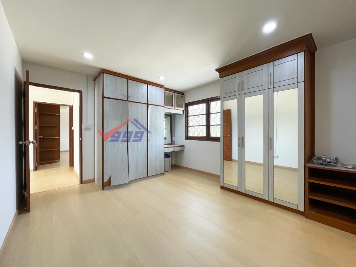 picture House for Rent - Chuan Chuen Bang Khen | 6 Bedrooms 255 sq.m. REF. 075HRK - 10/26