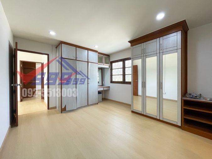 รูป ให้เช่าบ้านเดี่ยว หมู่บ้านชวนชื่นบางเขน | 6 ห้องนอน 255 ตร.ม. REF. 075HRK - รูปที่ 10/26