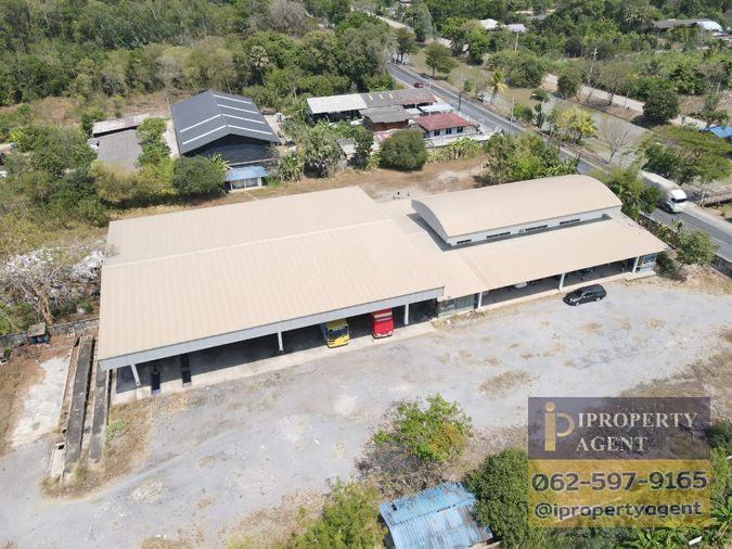 รูป ขายที่ดิน พร้อมสำนักงานอู่รถเมล์ หอพัก พื้นที่กว้าง พร้อมใช้งาน คลองหก ปทุมธานี - รูปที่ 7/12