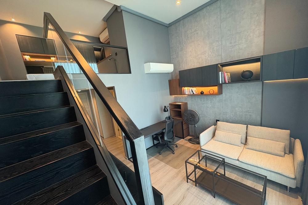 รูป ขายด่วน !!  The Reserve Phahol - Pradipat, 1 นอน Loft, 1 น้ำ, ห้องอยู่ทางทิศเหนือ, ตกแต่งสไตล์โมเดิร์น, ทำเลดี ! Code C20241200036 แต่งครบ, ราคาพิเศษ! - รูปที่ 7/8