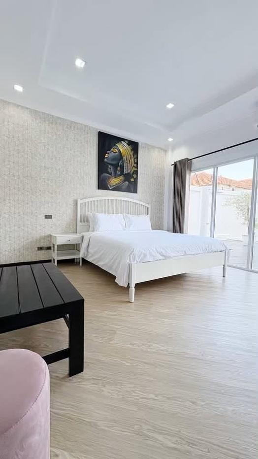 รูป Pool Villa for Sale Pratumnak Pattaya Prime Location - รูปที่ 8/13