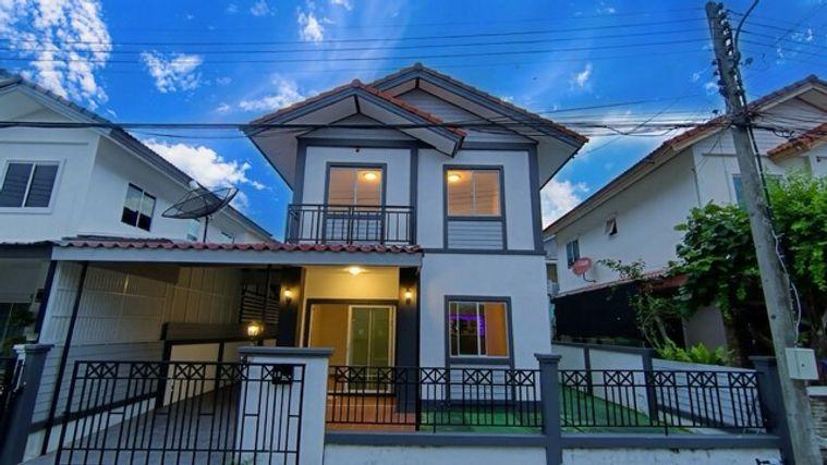 รูป ด่วน! ขายบ้านแฝดสไตร์บ้านเดี่ยวราคาทาวเฮ้าส์ หมู่บ้านบ้านฟ้าปิยรมย์ พรีเมียร์ ปาร์ค 3ห้องนอน 2ห้องน้ำ 38.1 ตร.ว. สภาพสวย โซนลำลูกกา คลอง 6  - รูปที่ 1/8