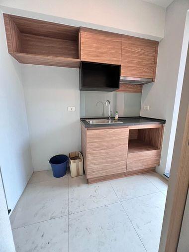รูป 💥💥ขายด่วน!! โครงการ Brix Condominium Stu.22.12 ตรม.ชั้น 7 ห้องเปล่า ราคา 1.85 ล้านบาท!! สอบถาม LINE ID: @atfirm💥💥 - รูปที่ 9/16