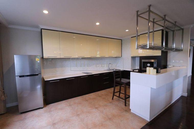 รูป ✨Grand and Prestigious with 324 Sq.m! Giant luxury unit with comprehensive functions- tailored for elite living - Unrivaled expansive space✨ - รูปที่ 9/30