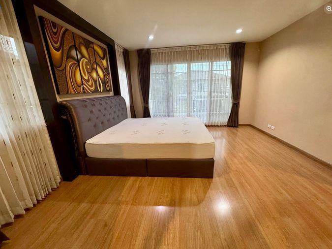 รูป ให้เช่าบ้านเดี่ยว 2 ชั้น Passorn Prestige Pattanakarn เฟอร์นิเจอร์ Built-in ทั้งหลัง พร้อมโซลาร์เซลล์และลิฟต์บันได ใกล้เอกมัย ทองหล่อ พระราม 9 - รูปที่ 19/48