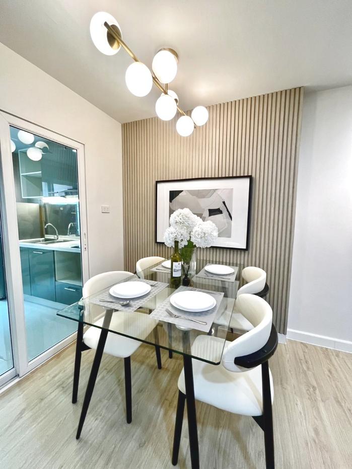 picture Selling Happy Condo Ratchada 18, large 80 sq.m. 2-bedroom unit, near MRT Sutthisan. - 10/22
