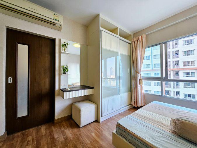 picture Unbeatable Riverfront Value! Includes Shuttle Boat & Van Services Near Suksawat Tollway 🚢 - 8/16