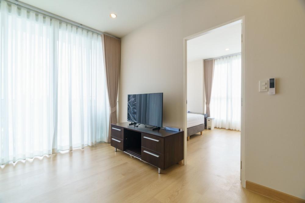 picture Condo For Rent  2 Bedrooms at The Complete Narathiwas  near Central Rama 3  - 9/12