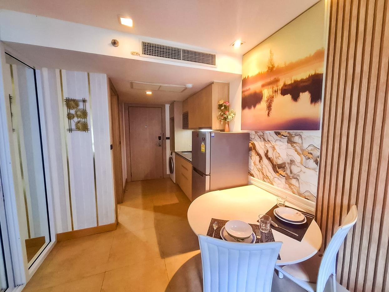 รูป Pool View Condo for Sale The Cliff Condominium Pratumnak - รูปที่ 5/11