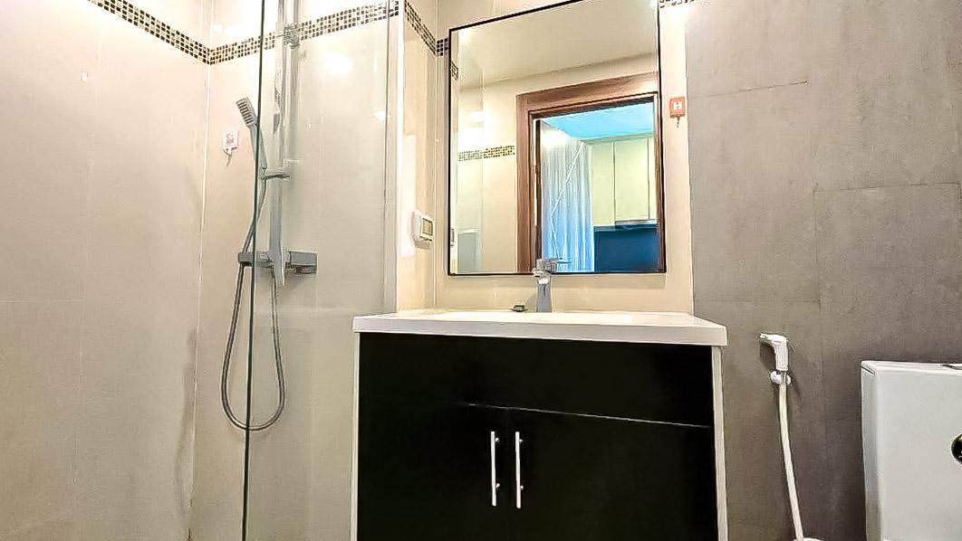 picture Laguna Beach Resort 3 Maldives Studio Condo for Sale - 5/6