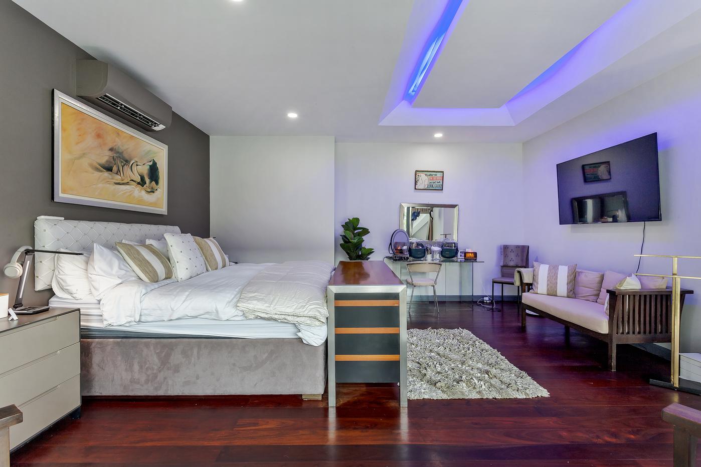 picture Spacious Pool Villa for Sale Pratumnak Pattaya - 18/30