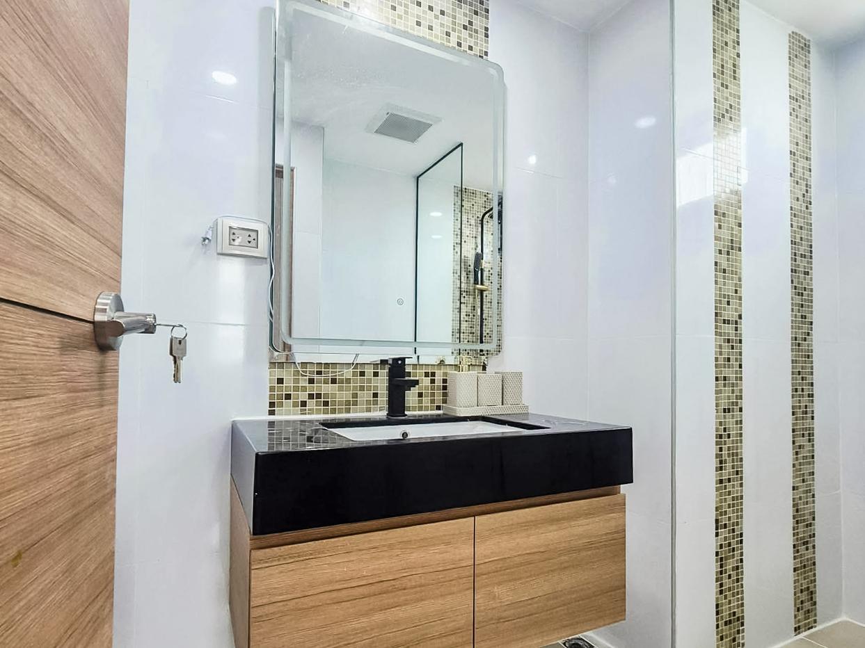 รูป Pool View Condo for Sale Paradise Park Jomtien Pattaya - รูปที่ 9/12
