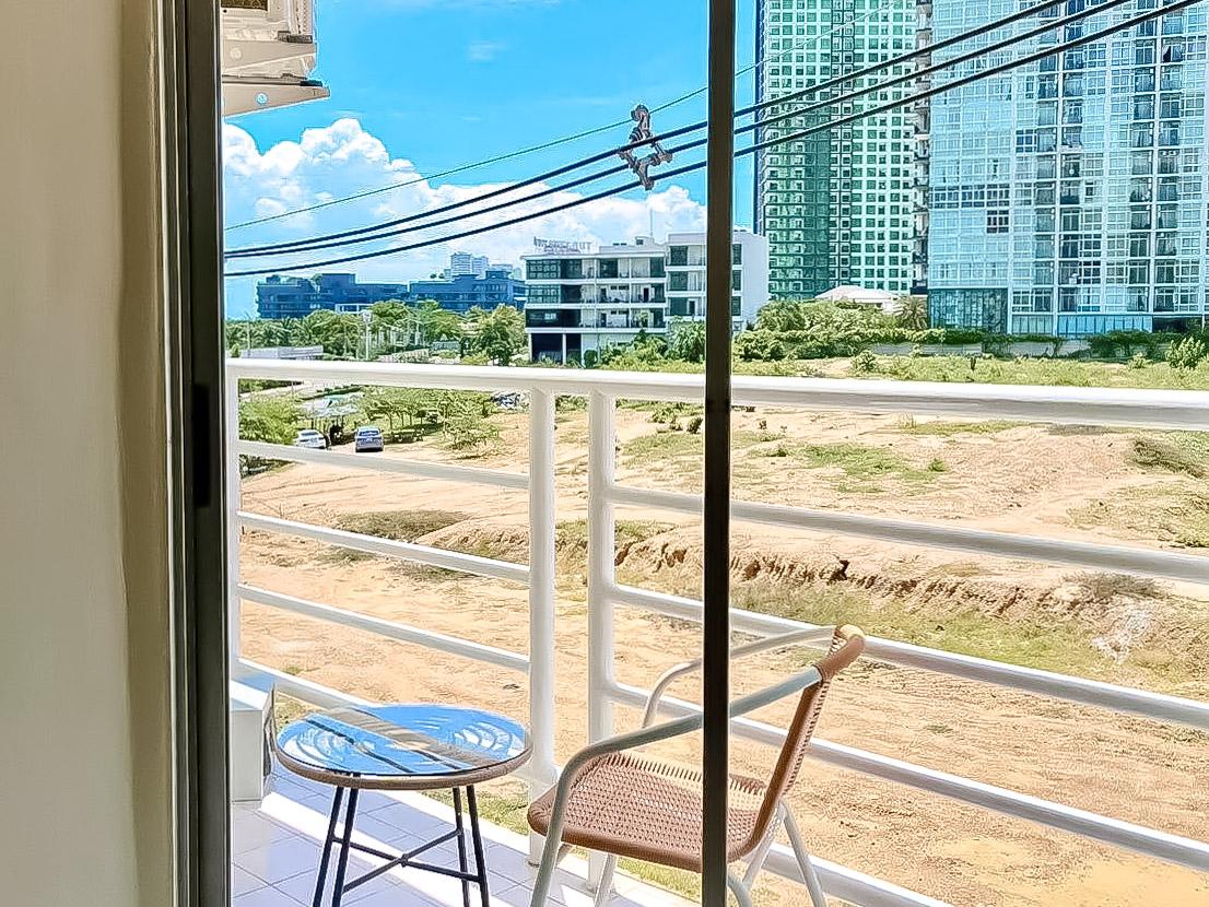 picture Jomtien Condotel Studio Condo for Sale Jomtien Beach - 5/7