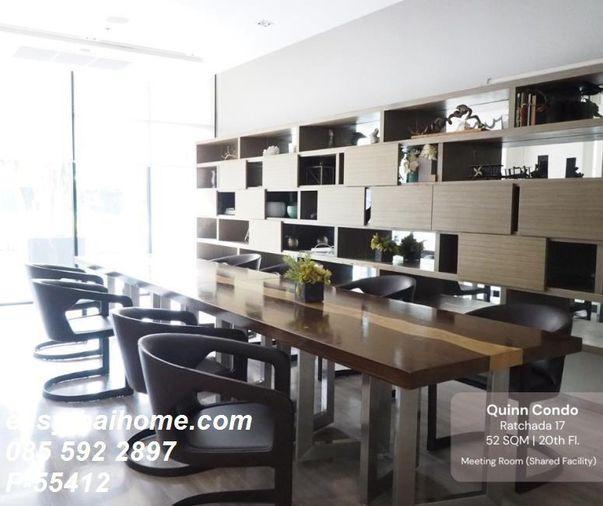 รูป P-55412 ห้องสวย สภาพใหม่ Clean & Cozy Quinn Condo Ratchada 52 ตร.ม. 1bed + ห้องทำงาน ใกล้ MRT สุทธิสาร Line ID: @easythaihome 085-592-2897 - รูปที่ 2/15
