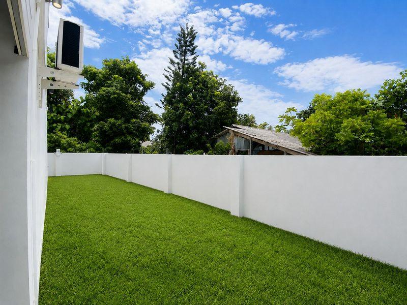 picture Dog-Friendly Corner Townhome for Rent North Pattaya - 16/17
