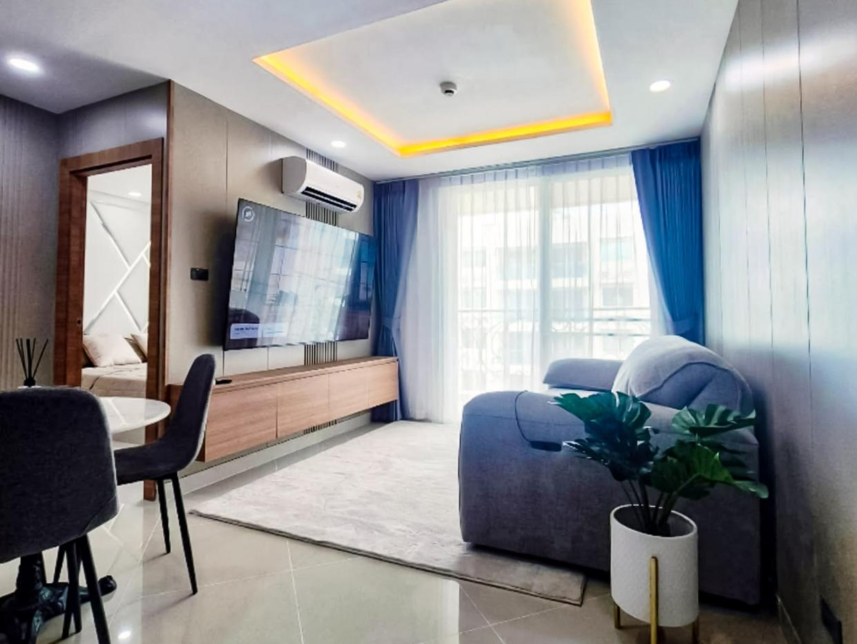 รูป Pool View Condo for Sale Paradise Park Jomtien Pattaya - รูปที่ 3/12