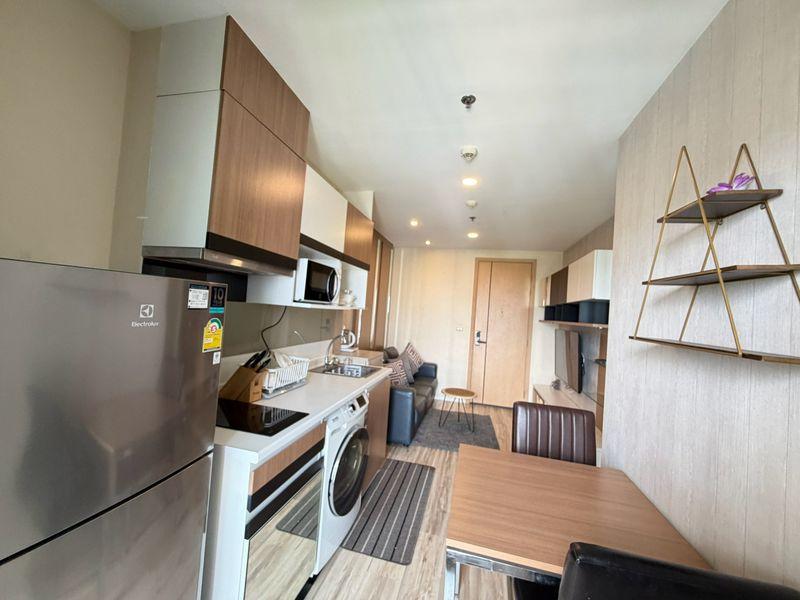picture Plus Condo Sriracha for rent. Beautifully decorated unit, move in Ready - 4/13