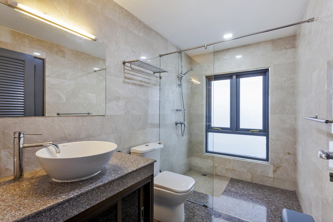 picture Spacious Pool Villa for Sale Pratumnak Pattaya - 27/30