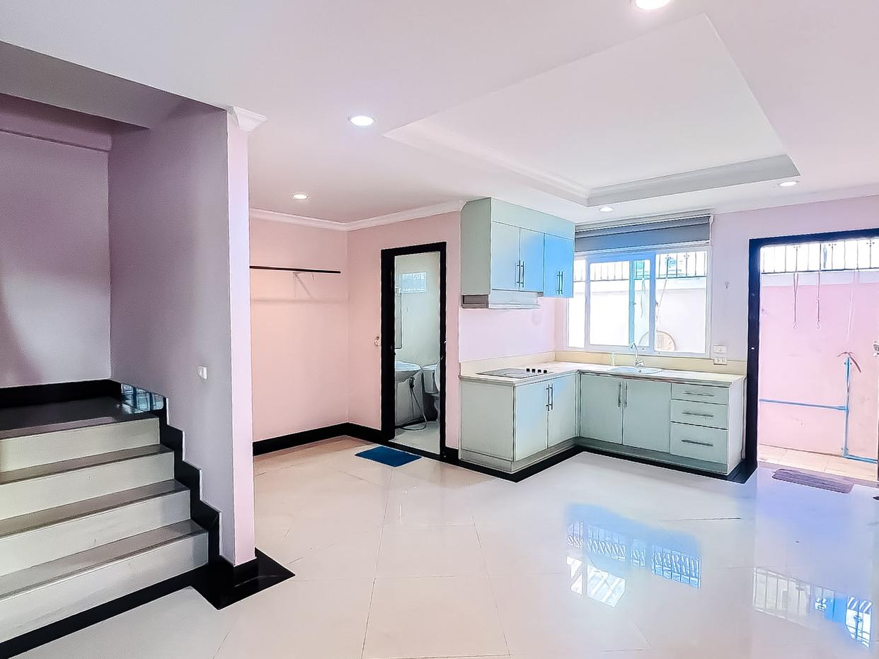 picture Townhouse for Sale Thepprasit South Pattaya 2 Bed Corner Unit - 4/8