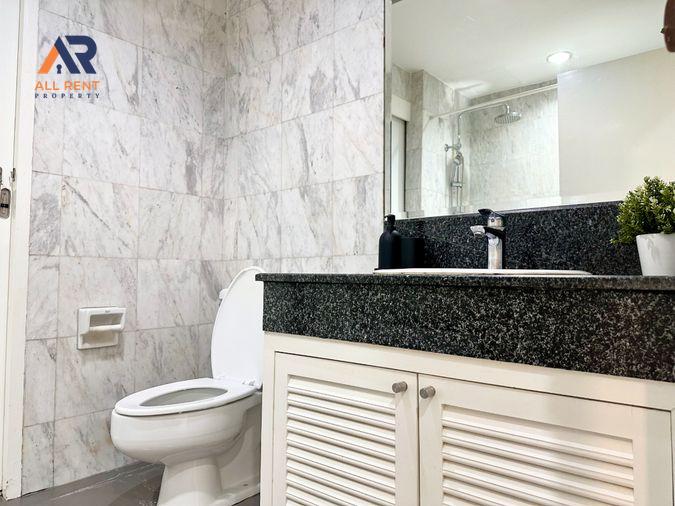 รูป 🔥 The Royal Place 1 ห้องใหญ่ 2 ห้องนอน 84 ตร.ม. ชั้น 17 ใจกลางลุมพินี เพียง 27,000 บาท/เดือน พร้อมเข้าอยู่! 🏙️✨ - รูปที่ 13/15