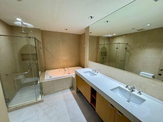 รูป Athenee residence. 3นอน 215ตรม. จอดรถได้2คัน Line id: @pfagent - รูปที่ 8/10