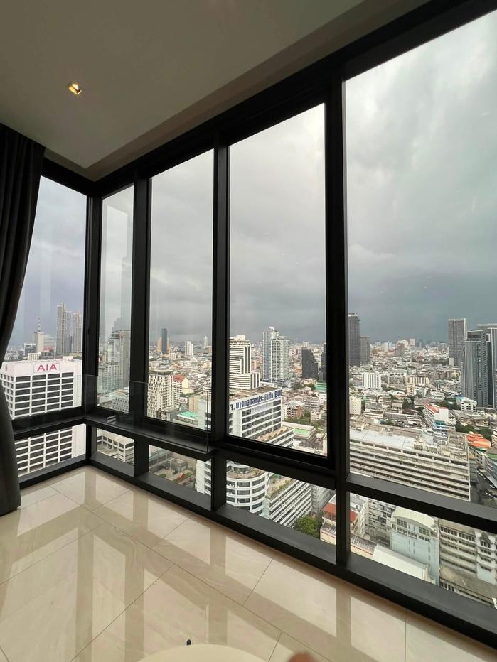 รูป 🔥 คอนโด 2 ห้องนอน ชั้นสูง คุ้มค่าที่สุดแห่งหนึ่งใน Ashton Silom | ราคาพิเศษ 56,000 บาท/เดือน - รูปที่ 2/24