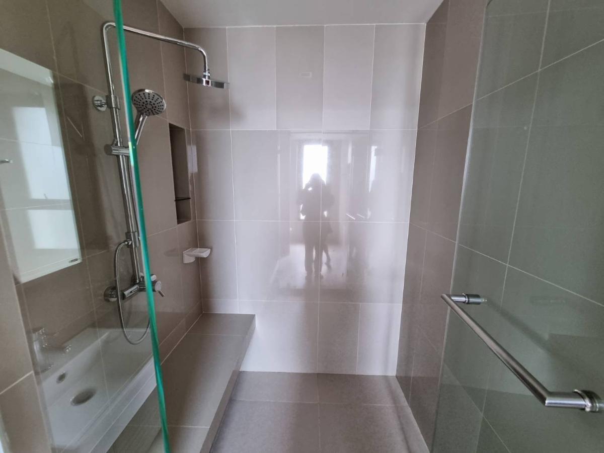 รูป Available for rent! Quinn Ratchada17. A Cozy 2 Bedroom with 68sqm. High floor unblocked view. Ready to move in. - รูปที่ 16/18