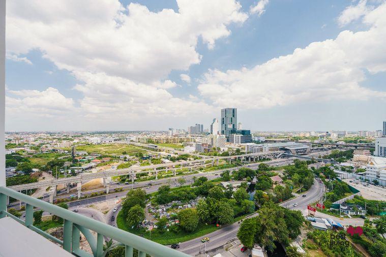 picture Supalai Park Srinakarin High-Floor City View with Large Kitchen - 32/32