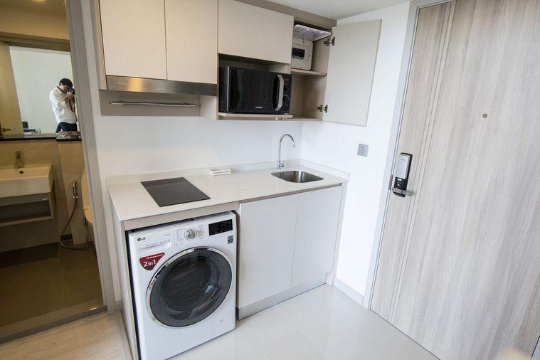 รูป 🔥 Knightsbridge Prime Sathorn ห้อง Duplex 1 ห้องนอน ชั้น 28 วิวเมือง ใจกลางสาทร เพียง 22,000 บาท/เดือน พร้อมเข้าอยู่! 🏙️✨ - รูปที่ 8/24