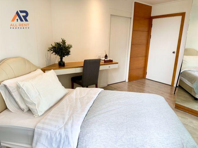 รูป 🔥 The Royal Place 1 ห้องใหญ่ 2 ห้องนอน 84 ตร.ม. ชั้น 17 ใจกลางลุมพินี เพียง 27,000 บาท/เดือน พร้อมเข้าอยู่! 🏙️✨ - รูปที่ 2/15