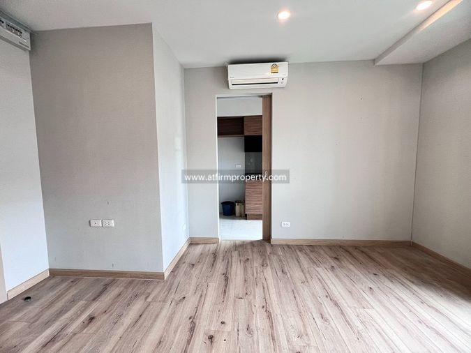 รูป 💖💖ขายด่วน!! โครงการ Brix Condominium ติดรถไฟฟ้าสถานีสิรินธร /สตูดิโอ 22.12 ตรม ขายเพียง 1.85 ล้านบาท /สนใจสอบถาม LINE ID: atfirm2010💖💖 - รูปที่ 3/16