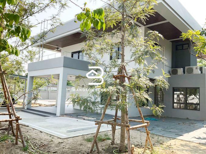 รูป เช่าบ้านพร้อมสระว่ายน้ำ กฤษดานคร บางนาตราด - รูปที่ 1/18