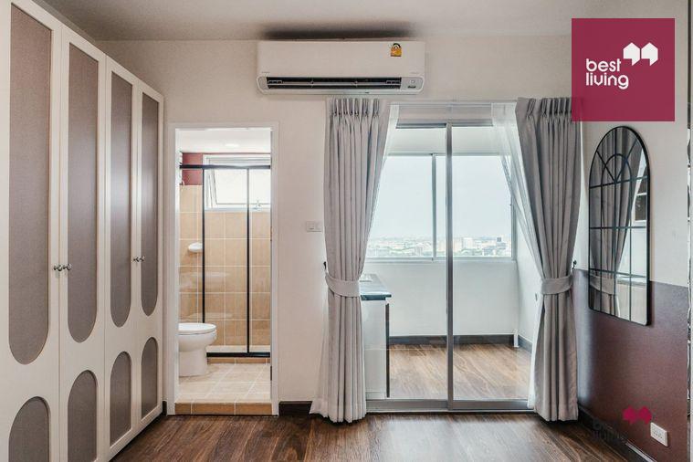 picture Supalai Park Srinakarin High-Floor City View with Large Kitchen - 12/32