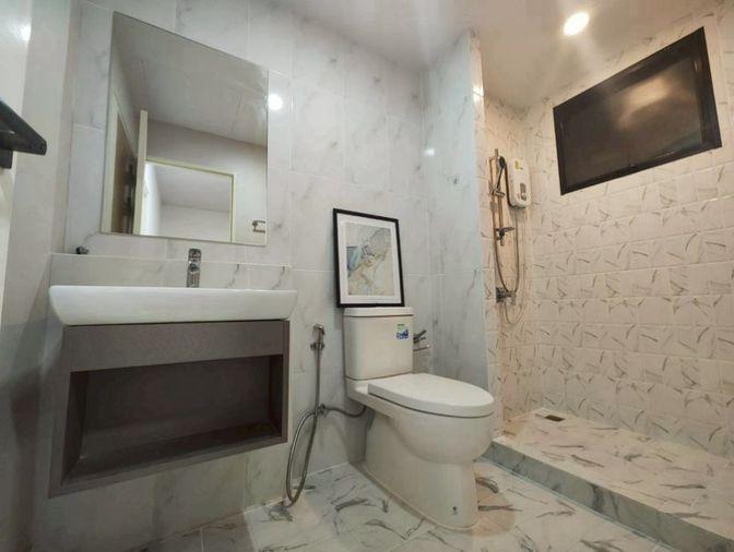 picture Townhome for rent at Baan Klang Muang Srinakarin-Onnut, Near BTS Srinut (ST-02) - 17/20