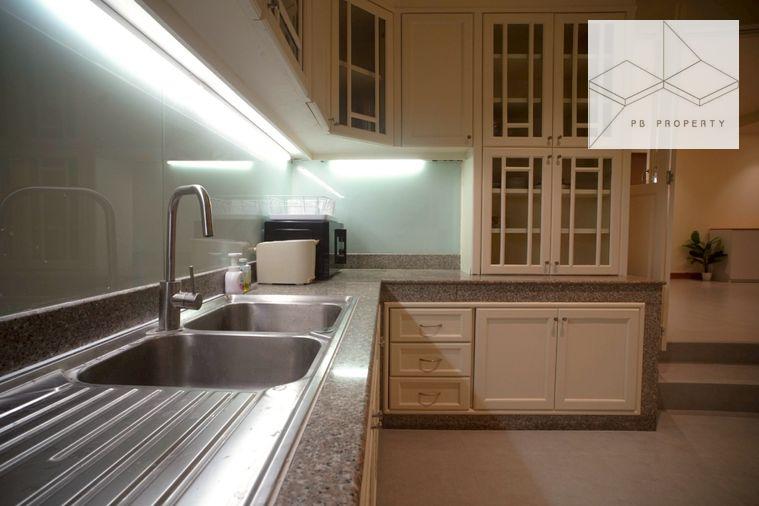 picture For Rent | Twin Townhouses | Sukhumvit 16 | Prime Asoke Location 4bedrooms - 19/25