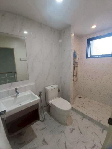 picture Townhome for rent at Baan Klang Muang Srinakarin-Onnut, Near BTS Srinut (ST-02) - 18/20