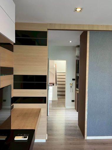 รูป ขาย ทาวน์โฮม 3.5 ชั้น บ้านกลางเมือง รัชโยธิน ใกล้ BTS เสนานิคมเพียง 650 เมตร พร้อมอยู่ (TH6917) - รูปที่ 13/26