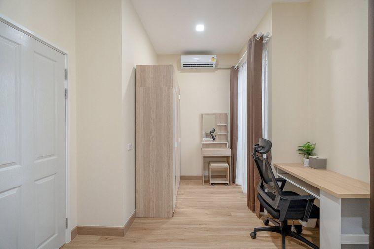 picture Golden Town Future - Rangsit   House For Rent / Line : @mintocondo - 7/30