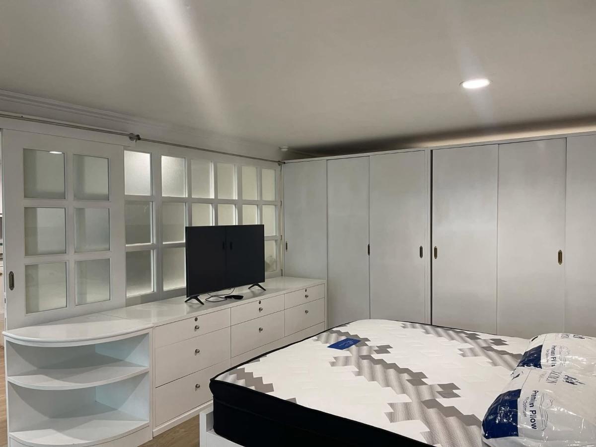 picture DIAMOND TOWER, Silom Soi 7 next to BTS Chong Nonsi 74 sq.m 2 Bedrooms, 2 Bathrooms, 1 Kitchen  - 4/10