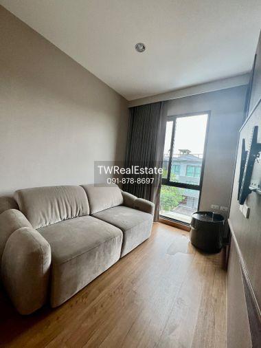 รูป ขายบ้านหรู Baan Klang Muang The Edition โยธินพัฒนา ราคาพิเศษ ขายขาดทุน ฟรี Built-in ทั้งหลัง มูลค่ากว่า 3.8 ล้านบาท บ้านพร้อมเข้าอยู่ - รูปที่ 28/33