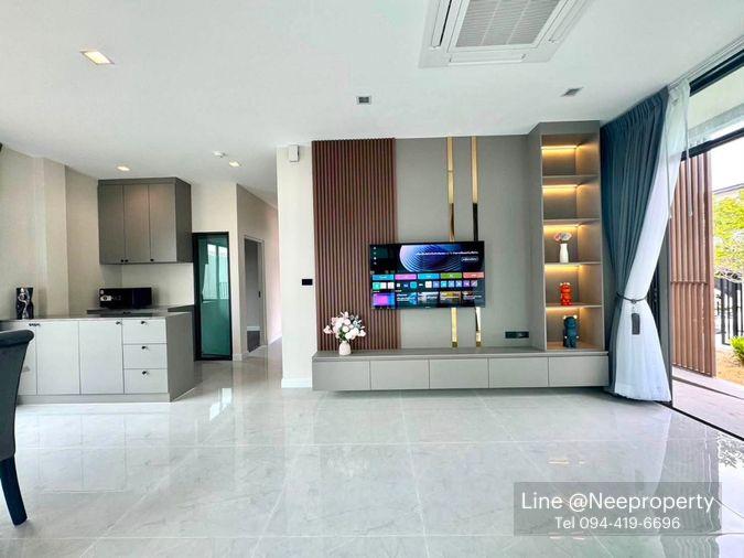 รูป ให้เช่า บ้านเดี่ยวหรู บางกอก บูเลอวาร์ด บางนา กม.5 บ้านสวย บรรยากาศเงียบสงบ พร้อมเข้าอยู่ (H6938) - รูปที่ 4/10