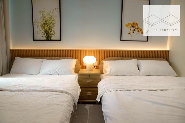 picture For Rent | Twin Townhouses | Sukhumvit 16 | Prime Asoke Location 4bedrooms - 11/25