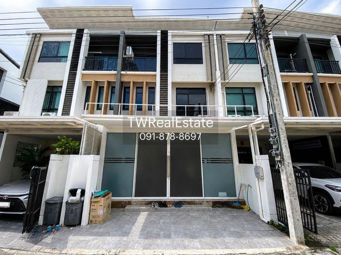 รูป ให้เช่าทาวน์โฮม 3 ชั้น Patio Ramintra–Watcharapol บ้านใหม่ พร้อมอยู่ รองรับทั้งอยู่อาศัย โฮมออฟฟิศ และสำนักงาน ทำเลติดส่วนกลางของโครงการ - รูปที่ 1/26