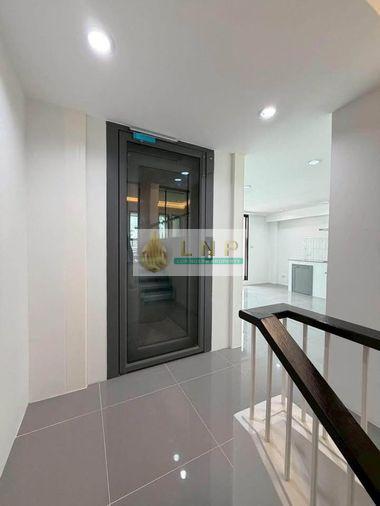 รูป 🏠 ขายบ้าน : ทาวน์โฮม 4.5 ชั้นพร้อมลิฟต์ - สุขุมวิท101 รหัสทรัพย์ | 📌LNP-H953 - รูปที่ 43/50