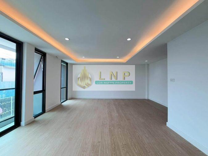 รูป 🏠 ขายบ้าน : ทาวน์โฮม 4.5 ชั้นพร้อมลิฟต์ - สุขุมวิท101 รหัสทรัพย์ | 📌LNP-H953 - รูปที่ 30/50