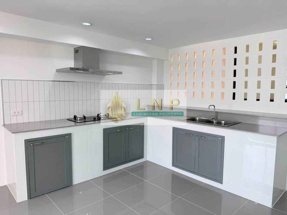 picture 🏠 House for Sale : 4.5-Storey Townhome with Elevator - Sukhumvit 101 Property Code | LNP-H953 - 39/50