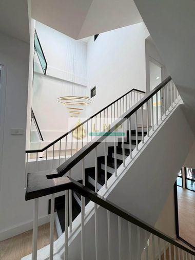 รูป 🏠 ขายบ้าน : ทาวน์โฮม 4.5 ชั้นพร้อมลิฟต์ - สุขุมวิท101 รหัสทรัพย์ | 📌LNP-H953 - รูปที่ 6/50