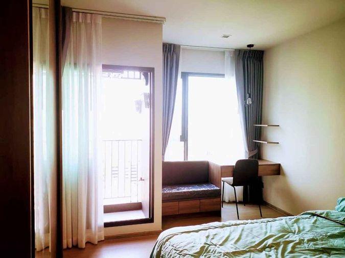 picture Life Asoke Rama 9 Condo for rent High Floor  - 3/8